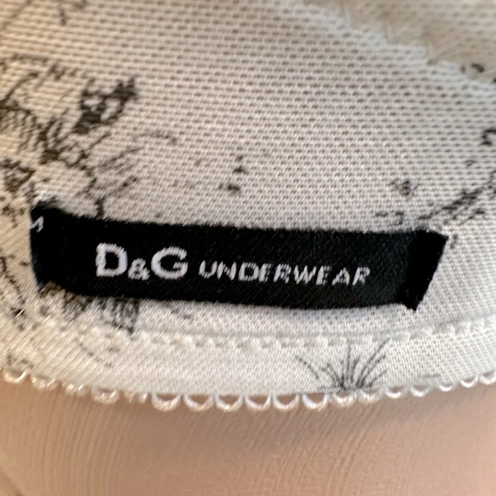 [D&G] - Picture 5 of 8